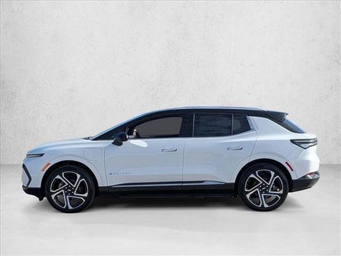 New 2026 Chevrolet Equinox EV LT image 8