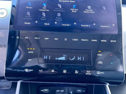Used 2022 Hyundai Tucson Limited w/ Cargo Package AWD/4WD image 19