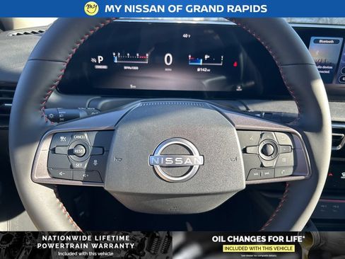 New 2026 Nissan Sentra SR w/ Floor Mat Package FWD image 16