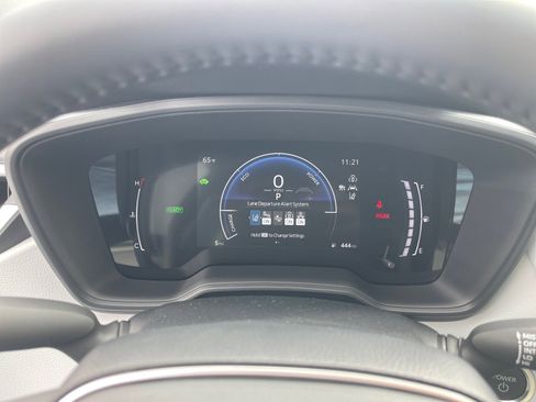 Used 2026 Toyota Corolla SE FWD image 6