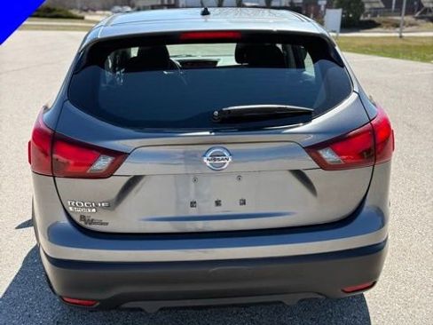 Used 2019 Nissan Rogue Sport S image 5