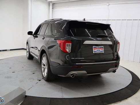 Certified 2023 Ford Explorer Platinum w/ Technology Package image 8