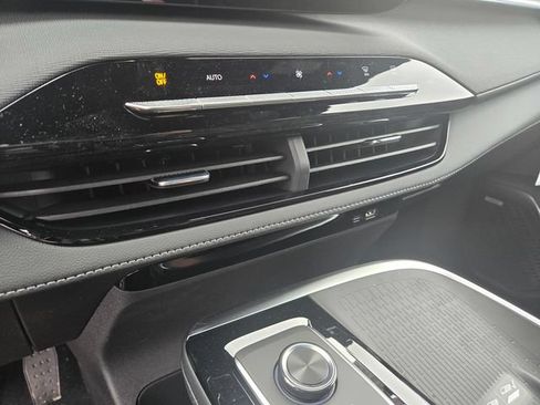 New 2026 Buick Enclave Preferred w/ Super Cruise Package FWD image 14