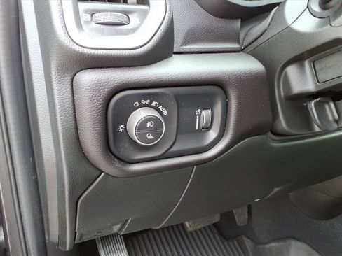 Used 2023 RAM 2500 Big Horn w/ Level 1 Equipment Group AWD/4WD image 12