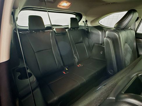 Used 2023 Toyota Highlander Platinum image 27