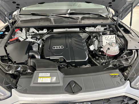 Used 2023 Audi Q5 2.0T Premium Plus w/ Premium Plus Package AWD/4WD image 36