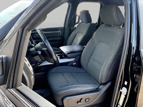 Used 2019 RAM 1500 Big Horn AWD/4WD image 8