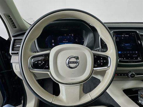 Used 2024 Volvo XC90 T8 Plus w/ Protection Package Premier image 11