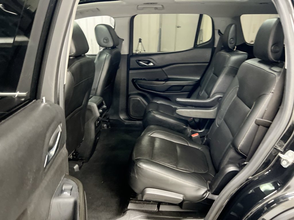 Used 2017 GMC Acadia SLT FWD image 24