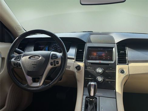 Used 2014 Ford Taurus SEL w/ Equipment Group 201A AWD/4WD image 9