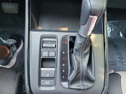 Certified 2025 Honda CR-V EX image 32