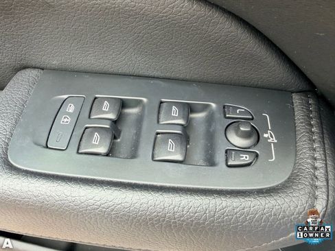 Used 2021 Volvo XC60 T5 Momentum w/ Advanced Package FWD image 9