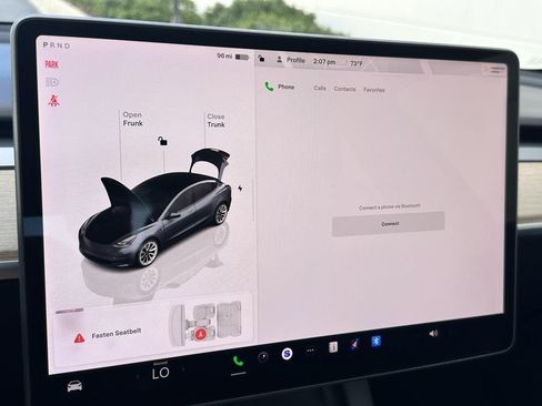 Used 2023 Tesla Model 3 Standard Range image 18