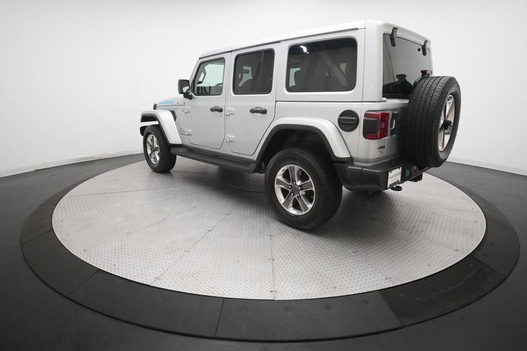 Used 2022 Jeep Wrangler Unlimited Sahara w/ LED Lighting Group AWD/4WD image 31
