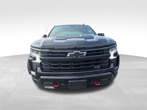 Used 2024 Chevrolet Silverado 1500 LT Trail Boss w/ Convenience Package II AWD/4WD image 31