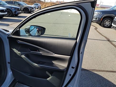 New 2025 MAZDA CX-30 AWD 2.5 S w/ Select Sport Pkg image 8