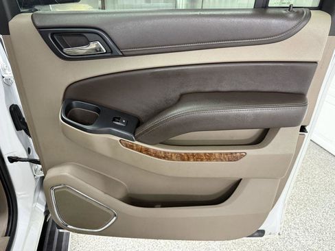 Used 2015 Chevrolet Suburban LTZ image 42