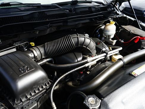 Used 2012 RAM 1500 Express image 15