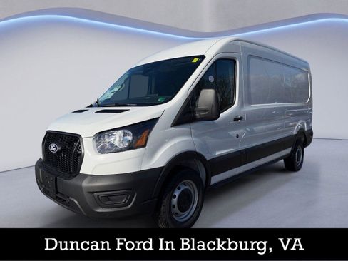 New 2026 Ford Transit 250 148 Medium Roof RWD image 7