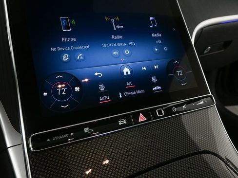 Certified 2022 Mercedes-Benz C 300 Sedan w/ Exclusive Trim Package image 14