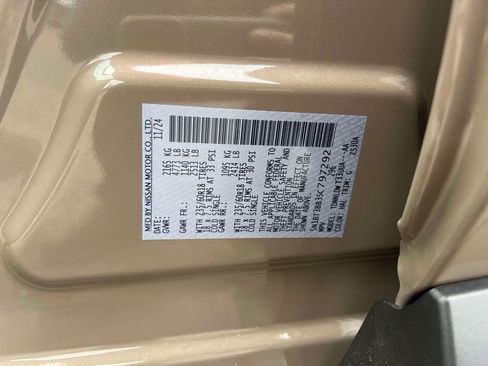 Used 2025 Nissan Rogue SV image 19