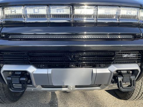 New 2026 GMC Hummer EV SUV w/ LPO, Roof Cross Rail Package AWD/4WD image 65