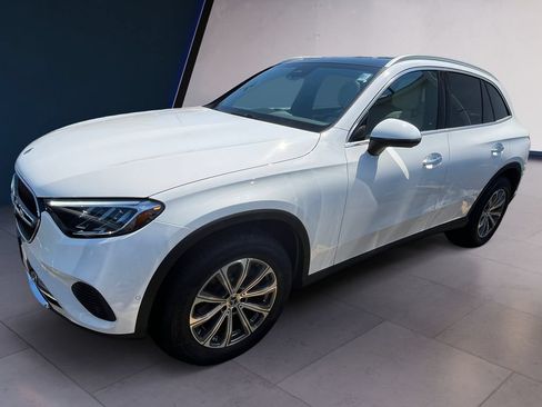 Certified 2026 Mercedes-Benz GLC 300 4MATIC image 2