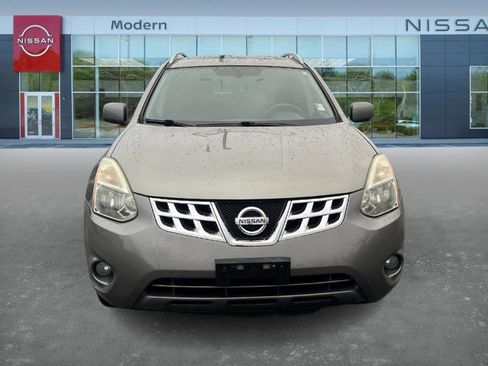 Used 2012 Nissan Rogue SV w/ Premium Pkg image 2