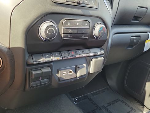 Used 2026 Chevrolet Silverado 1500 Custom RWD image 29