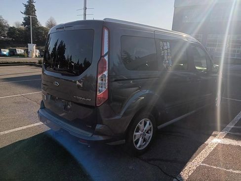 Used 2016 Ford Transit Connect Titanium image 3