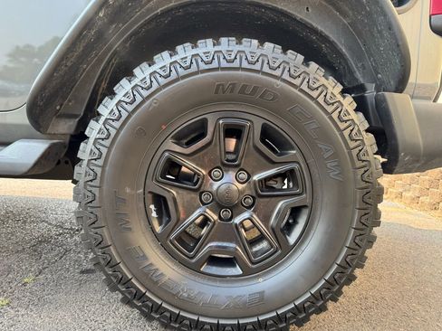 Used 2018 Jeep Wrangler Unlimited Sport S image 36
