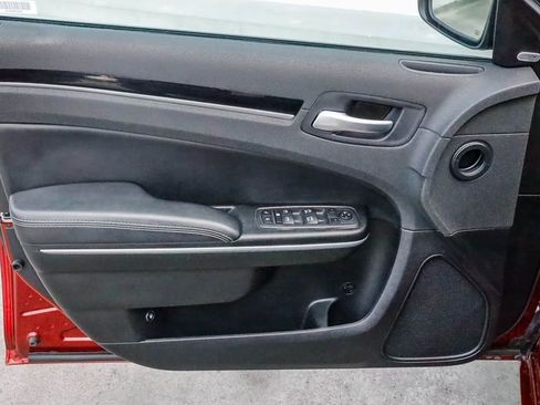 Used 2023 Chrysler 300 S image 22