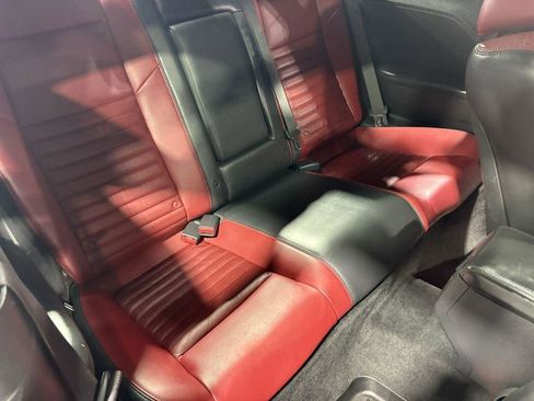 Used 2014 Dodge Challenger SXT Plus RWD image 36