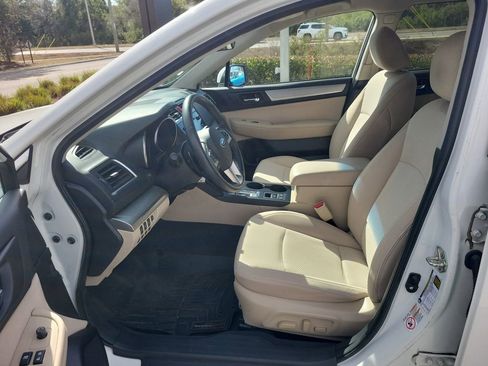 Used 2017 Subaru Outback 2.5i Premium image 26