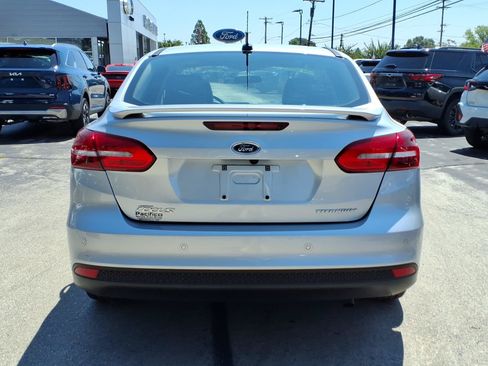 Certified 2018 Ford Focus Titanium FWD image 5