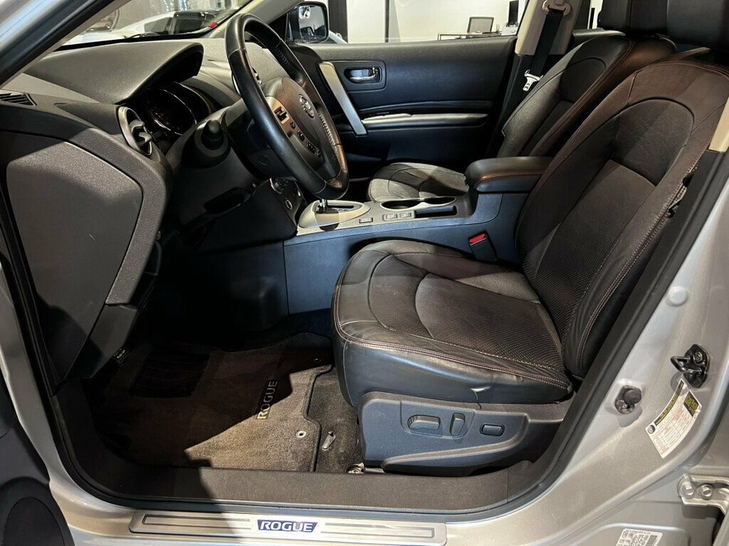 Used 2013 Nissan Rogue SL AWD/4WD image 12