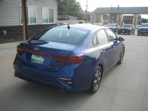 Used 2021 Kia Forte LXS FWD image 7