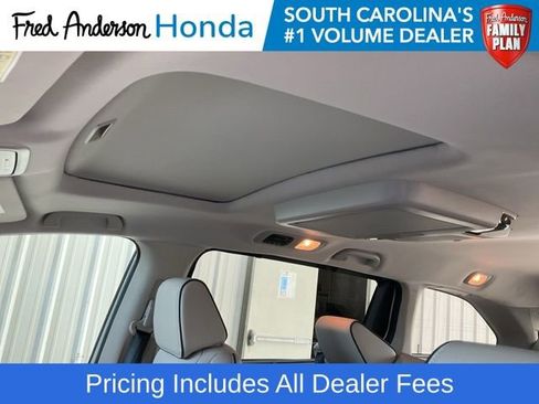 New 2026 Honda Odyssey Touring image 7