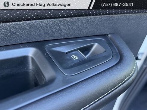 New 2026 Volkswagen Atlas SEL Premium R-Line image 28