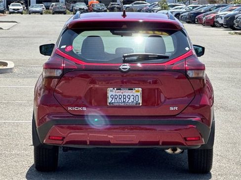 Used 2024 Nissan Kicks SR w/ SR Premium Package image 5