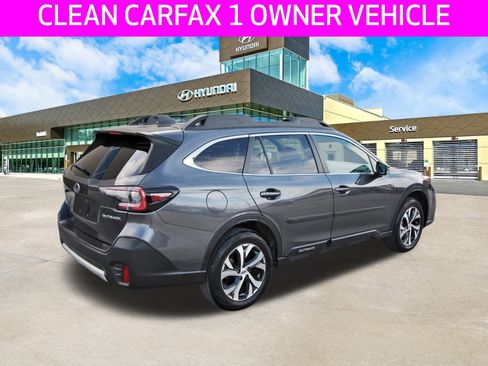 Used 2022 Subaru Outback Limited image 5
