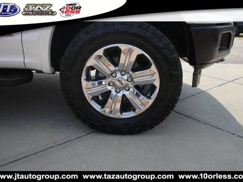 Used 2018 Ford F150 Lariat w/ Equipment Group 502A Luxury AWD/4WD image 9