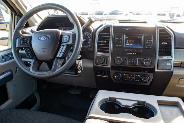 Used 2019 Ford F250 XLT w/ Camper Package AWD/4WD image 23