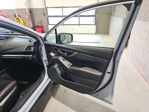 Used 2020 Subaru Crosstrek 2.0i Limited w/ Moonroof Package image 26