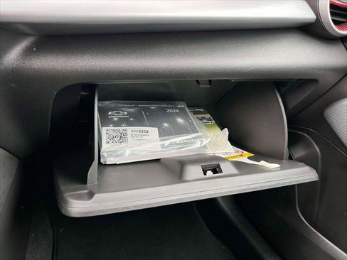 Used 2024 Chevrolet Trax RS w/ Driver Confidence Package image 31