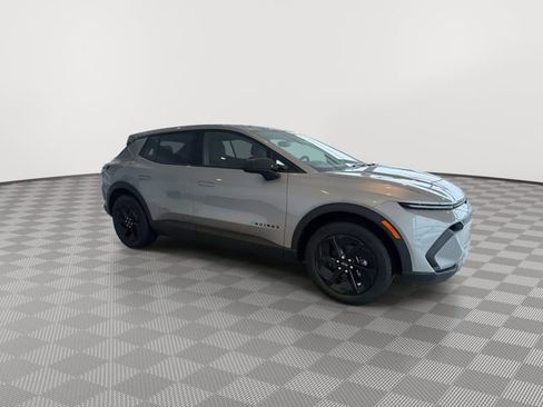 New 2026 Chevrolet Equinox EV LT w/ Comfort Package FWD image 13