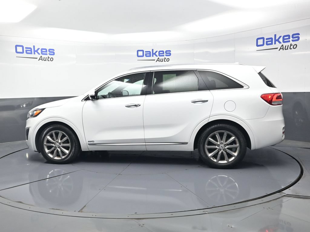Used 2016 Kia Sorento SX w/ SXL Technology Package AWD/4WD image 4