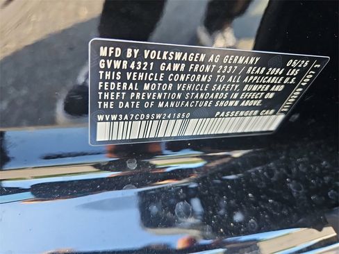 New 2025 Volkswagen GTI SE image 6