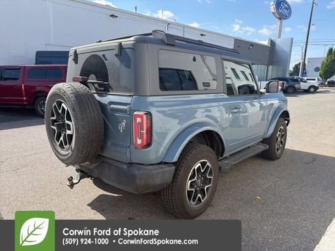 Used 2023 Ford Bronco Outer Banks AWD/4WD image 3