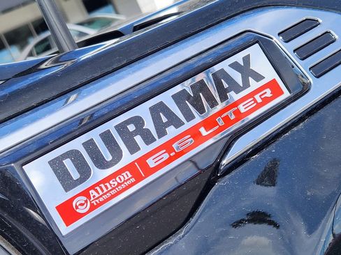 New 2025 GMC Sierra 2500 SLT w/ SLT Premium Package image 13